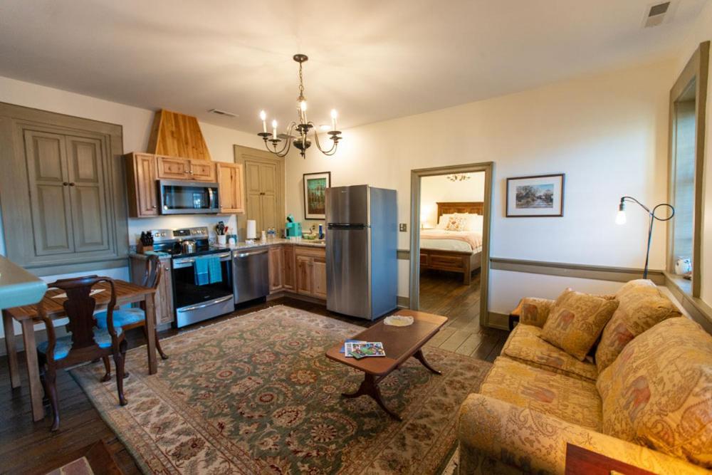 Thomas Rose Inn Lewisburg Esterno foto