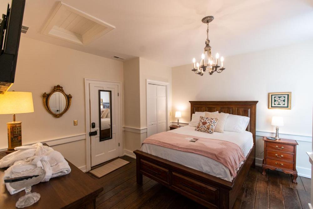Thomas Rose Inn Lewisburg Esterno foto